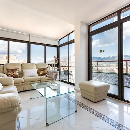 Malagasuite Skyviews Apartamento